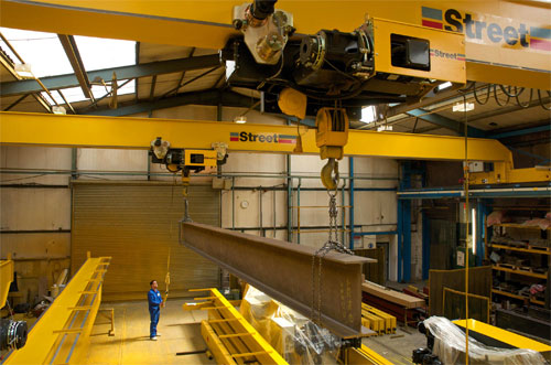 Street Crane Company, the UK’s largest industrial crane manufacturer, has launched a single girder hoist for safe lifting from 12.5 to 25 tonnes